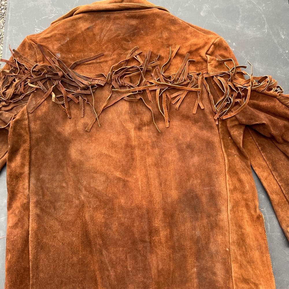 Women's Brown Suede Fringe Leather Jacket - Picture 9 of 9